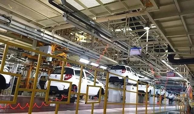 從高配到標配 40國車企為何將車輛生產全面標配化