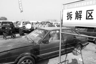 亳州男子為躲酒駕檢查竟將車開進(jìn)交警大隊(duì)，交警笑稱“省事了”